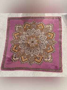 Vintage Mauve Paisley Medallion Silk Scarf